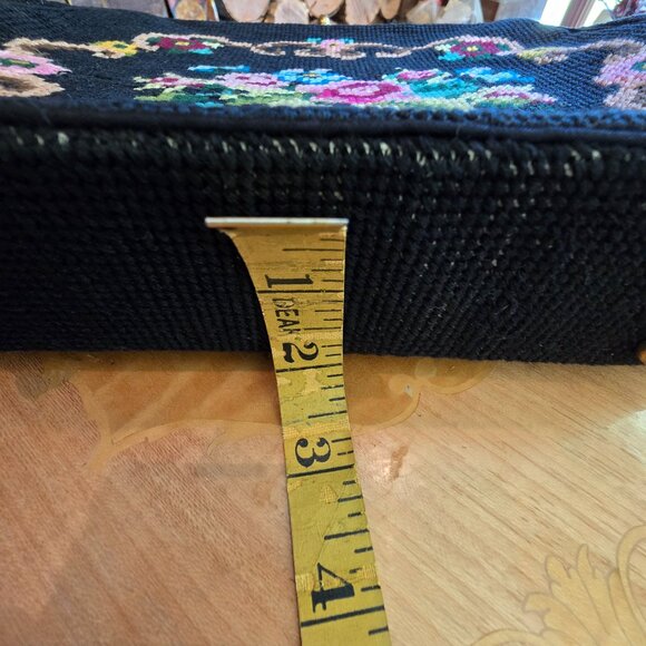 Vintage Black & Floral Needlepoint / Tapestry Bag with Gold Embossed Metal Hardw - Picture 13 of 14